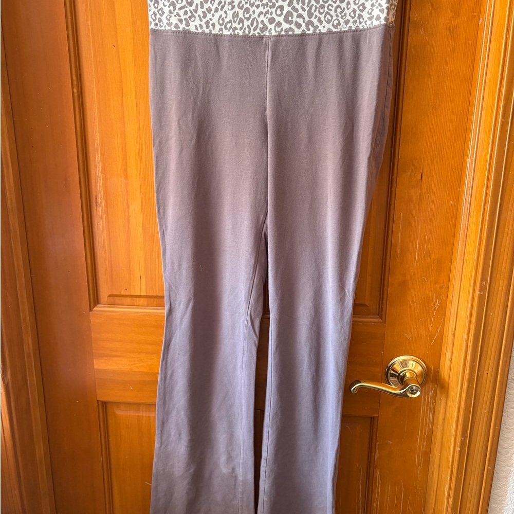 Gray Women's Pants with Leopard Print Waistband
